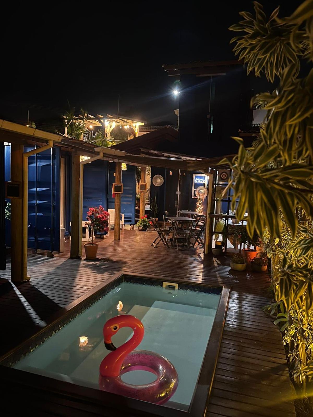 Capim Limao Containers Do Rosa Villa Praia do Rosa Exterior photo